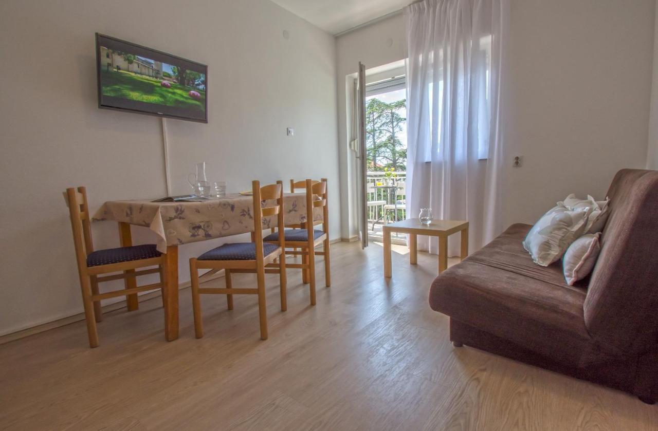 Apartments Sabina - 100M From Sea Crikvenica Kültér fotó